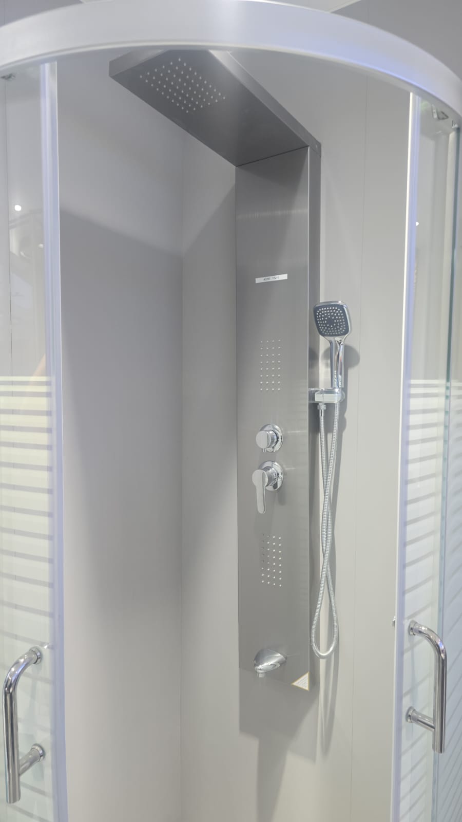 Cascade Rainfall Shower Column