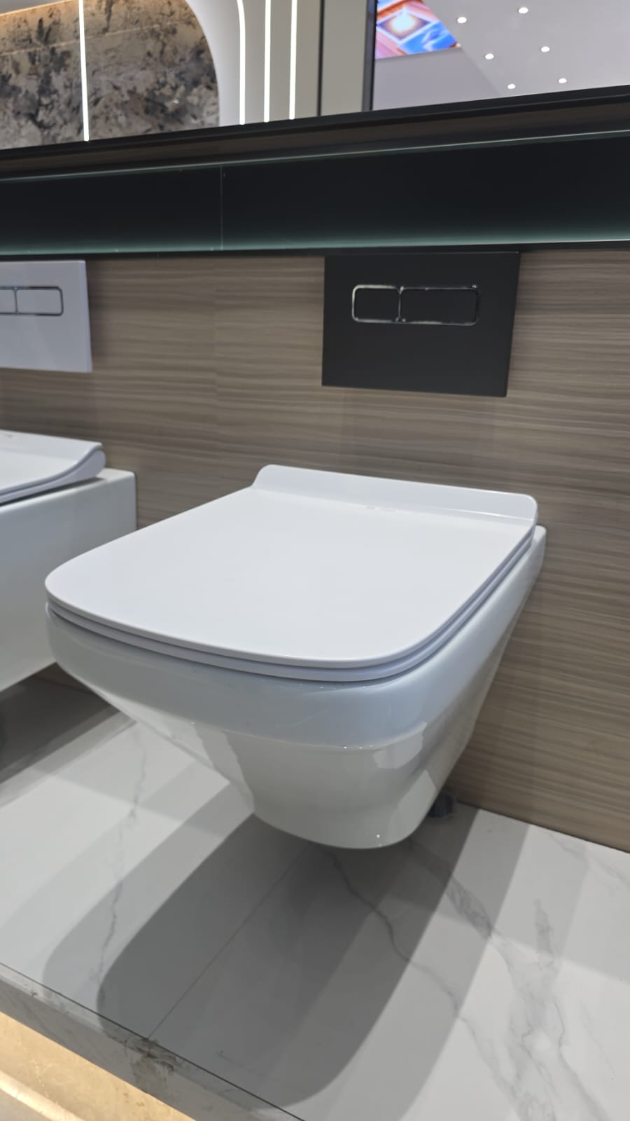 Kubus Squared Wall-Hung WC
